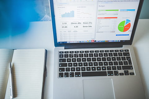 business-charts-computer-electronics-thumbnail